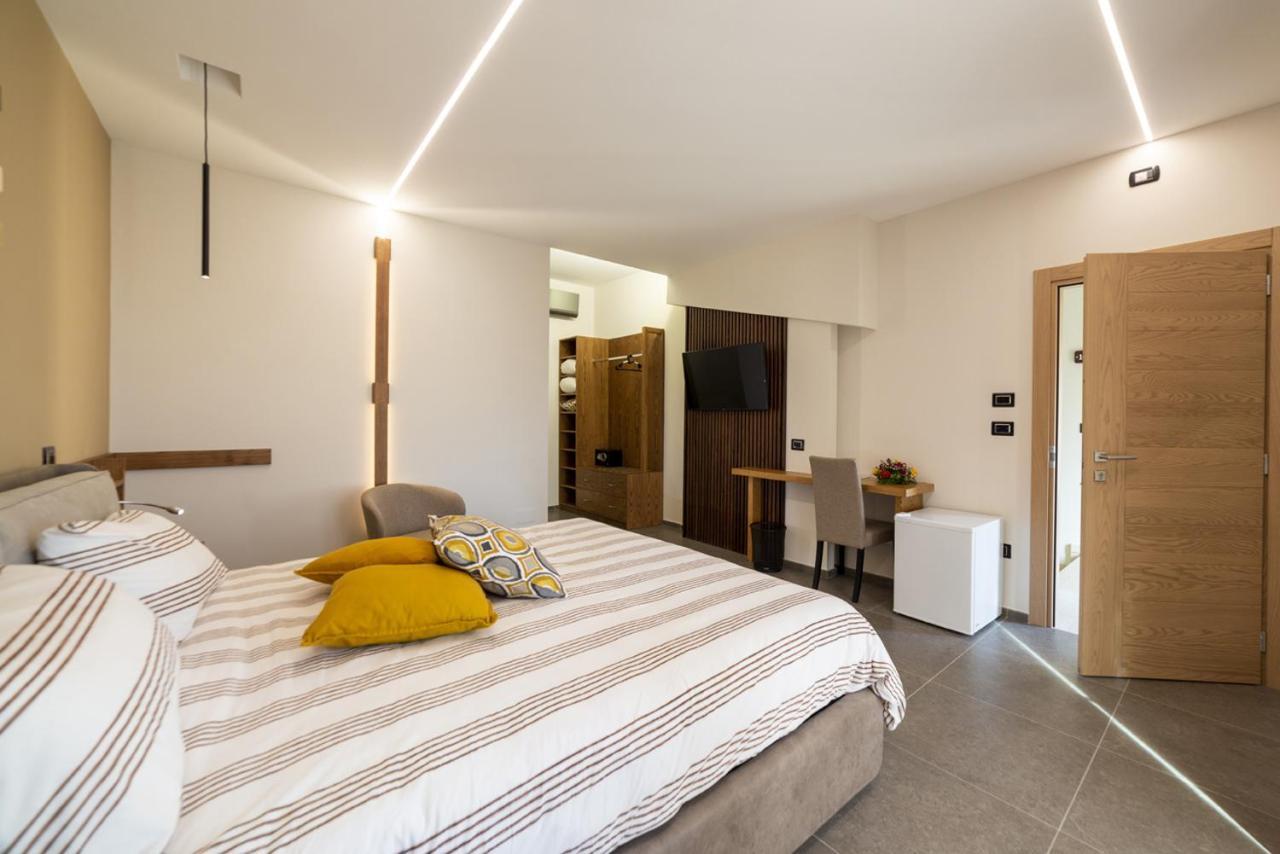 Balneum Rooms & Spa Mirabella Eclano Exteriör bild